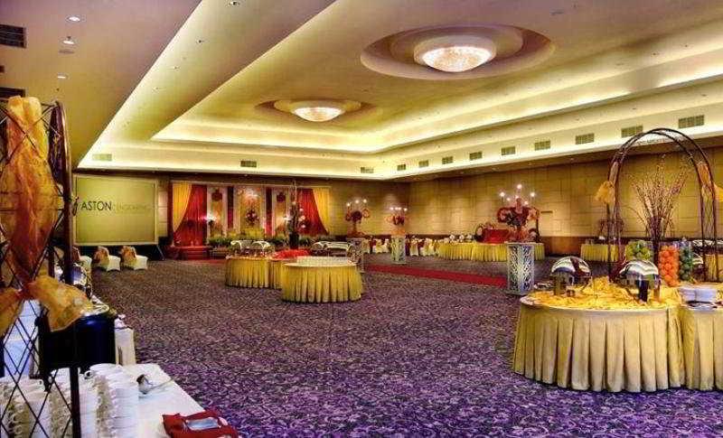 Royal Palm Hotel & Conference Center Cengkareng Jakarta Exteriér fotografie